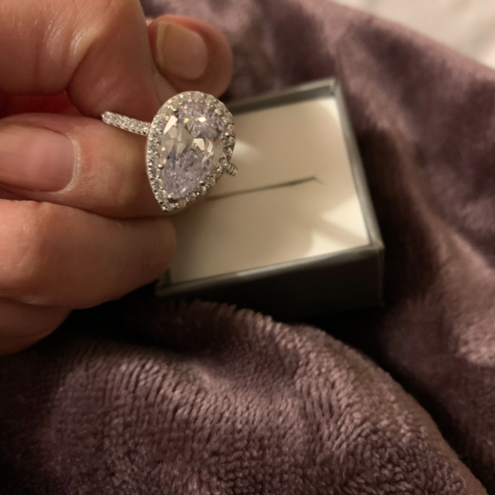 Beautiful Ring - image 2